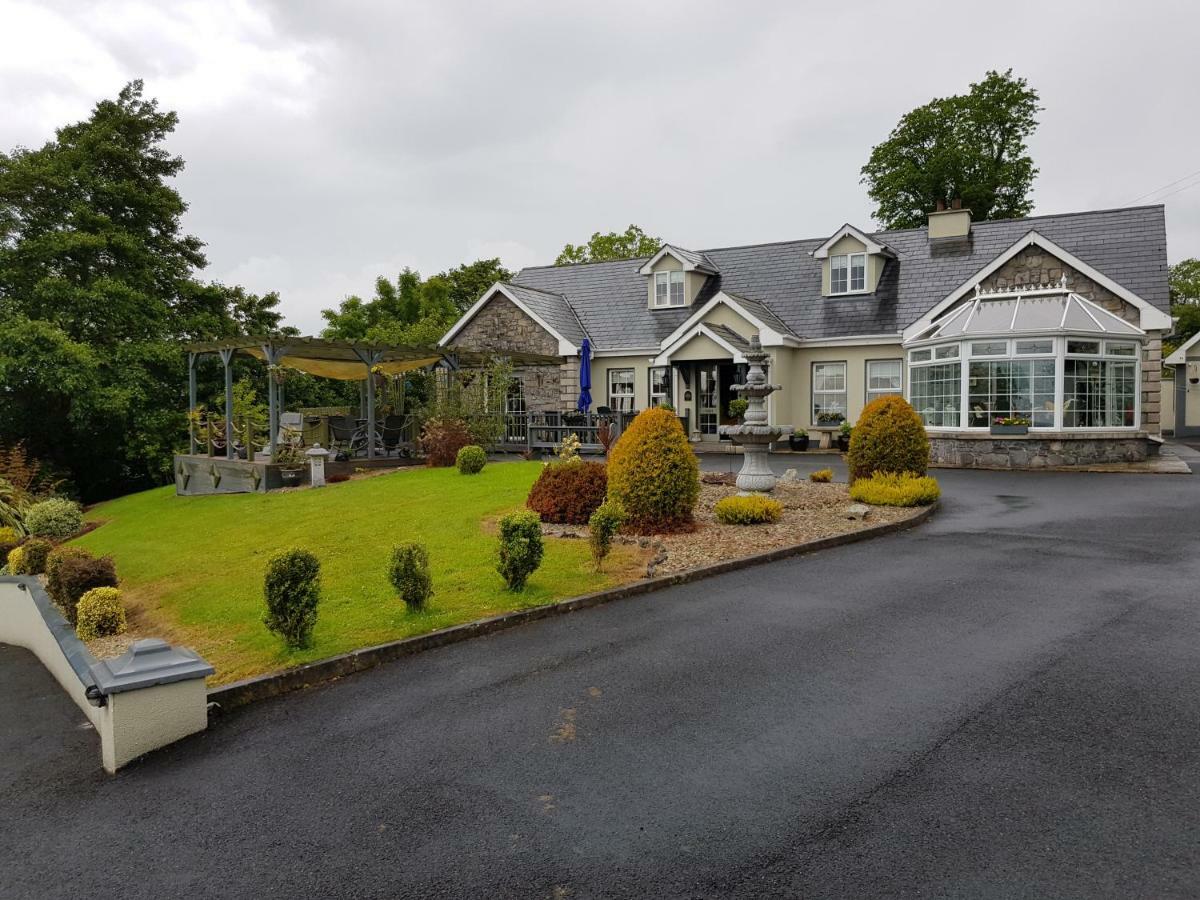 Highfield House Bed And Breakfast Collinstown Collinstown  Exterior photo